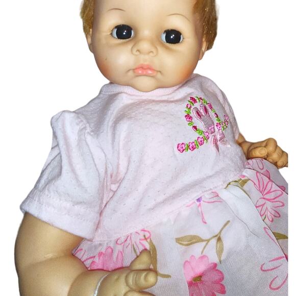 21" 1965 Madame Alexander Cloth Body with Vinyl Head and Limbs Baby Doll - Picture 2 of 12